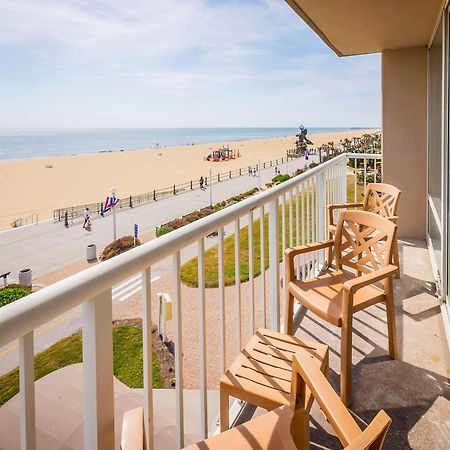 Hampton Inn Virginia Beach Oceanfront North Ngoại thất bức ảnh