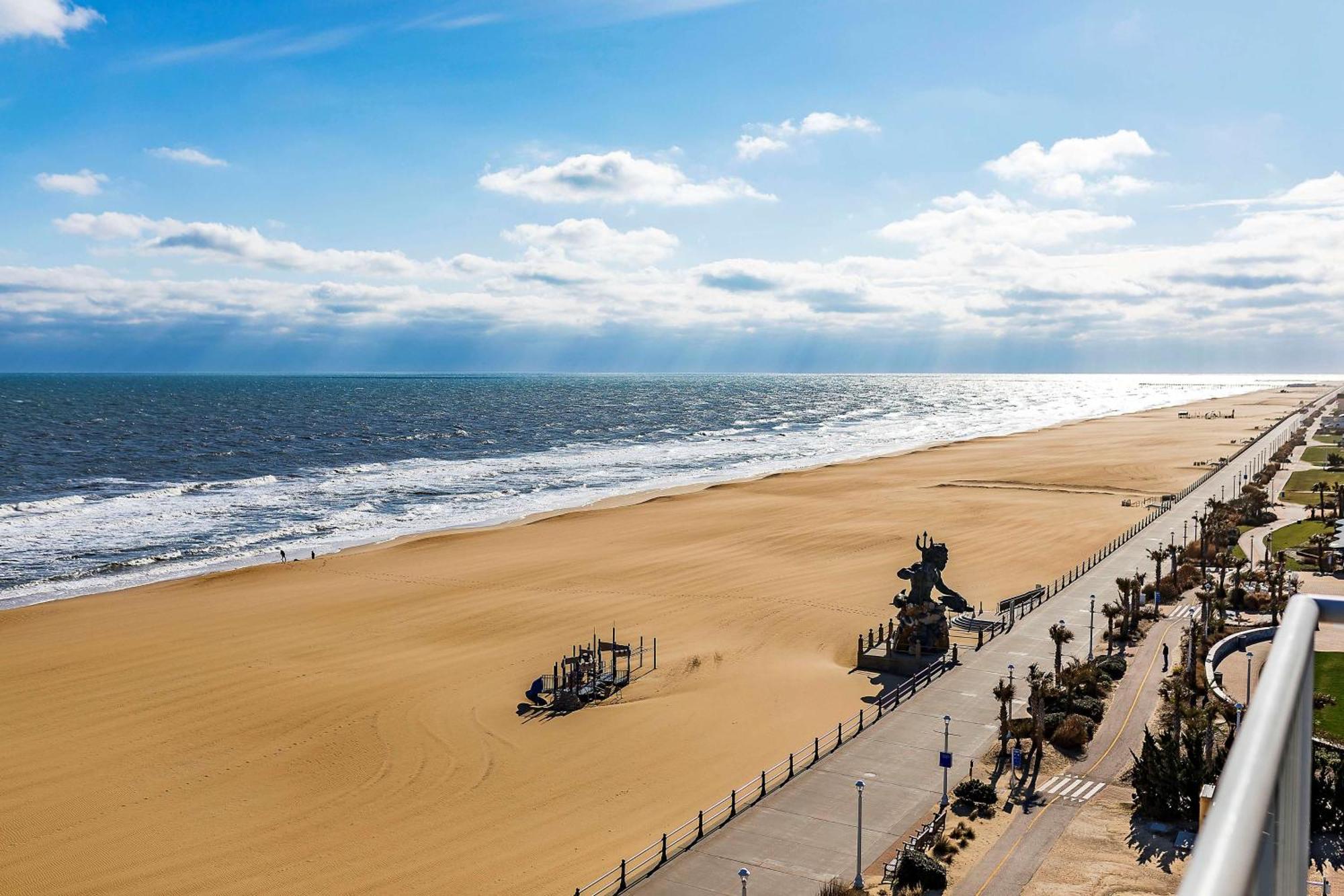 Hampton Inn Virginia Beach Oceanfront North Ngoại thất bức ảnh