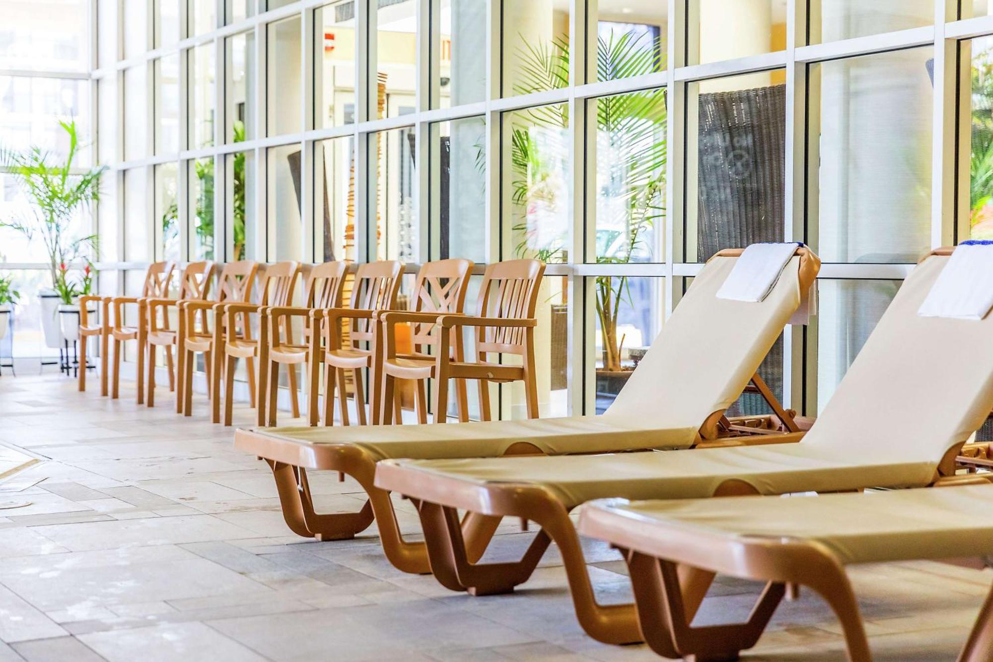 Hampton Inn Virginia Beach Oceanfront North Ngoại thất bức ảnh